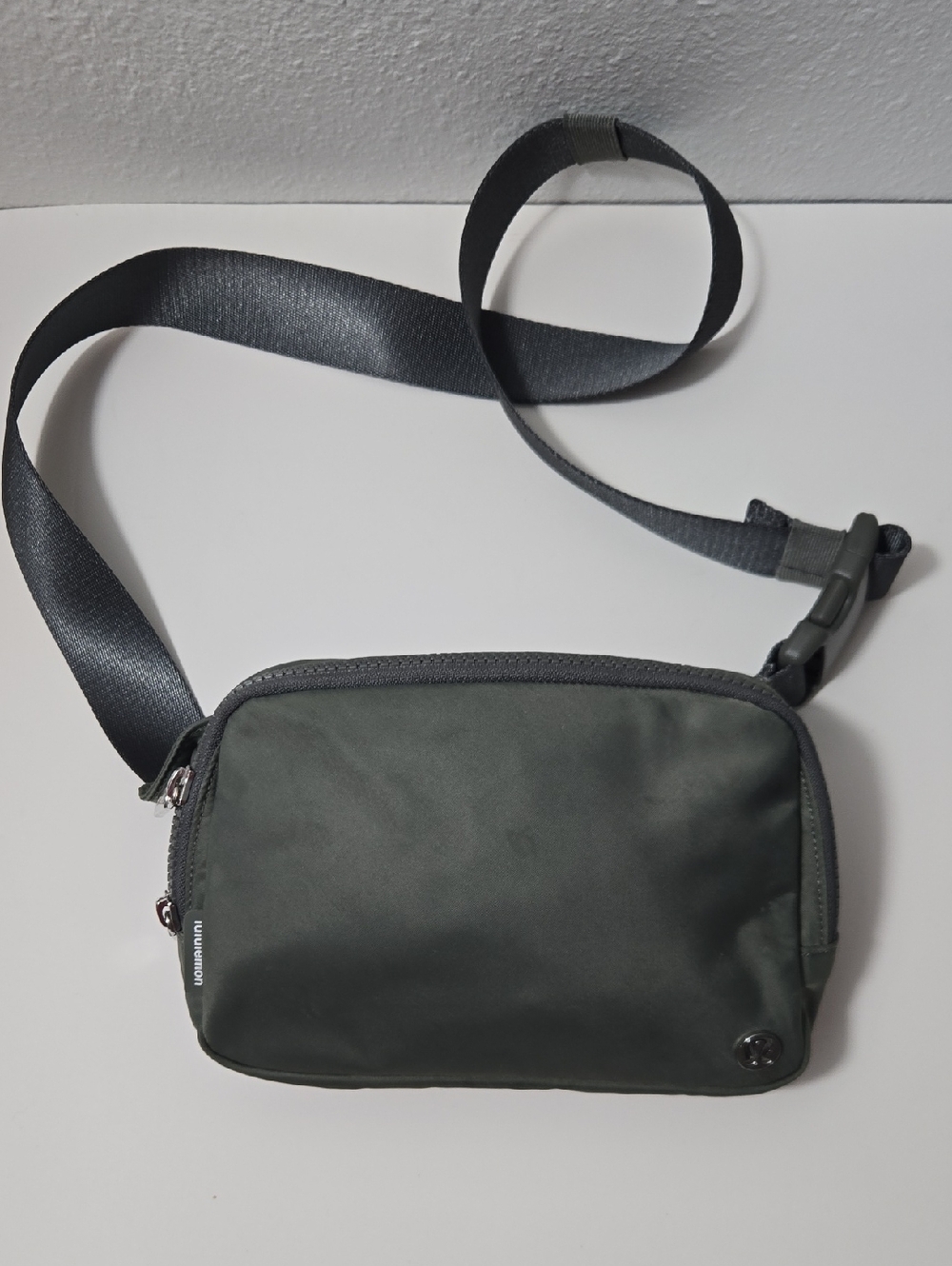 lululemon athletica Dark Green and Black Crossbody Belt Bag
